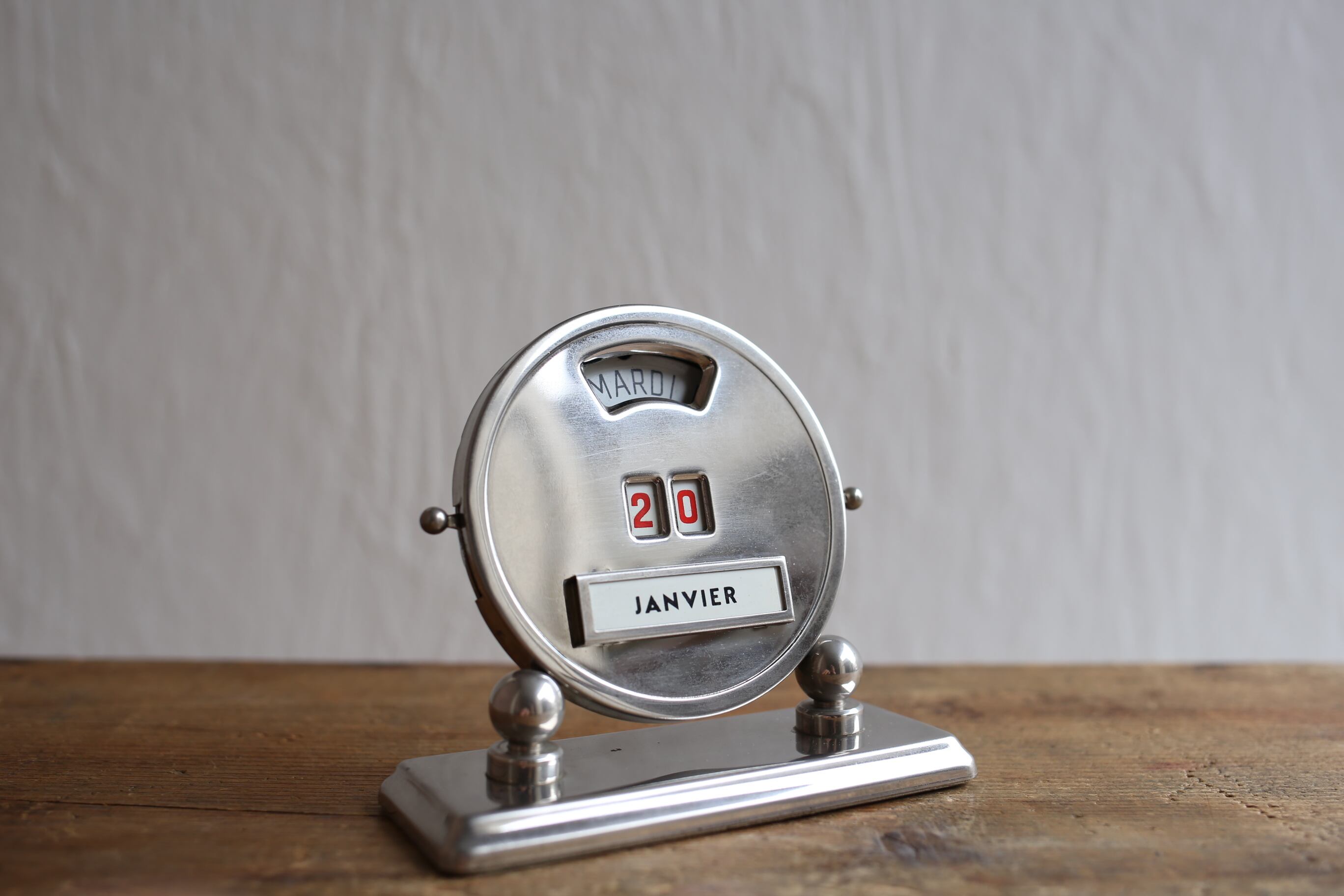 フランス アンティーク ヴィンテージ MISTRAL 万年卓上カレンダー N-03093