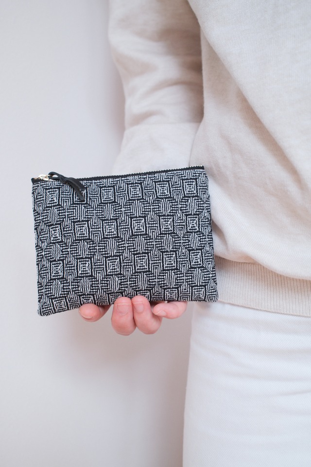 【14cm】Hand-woven mini pouch / Black Clover　＃01