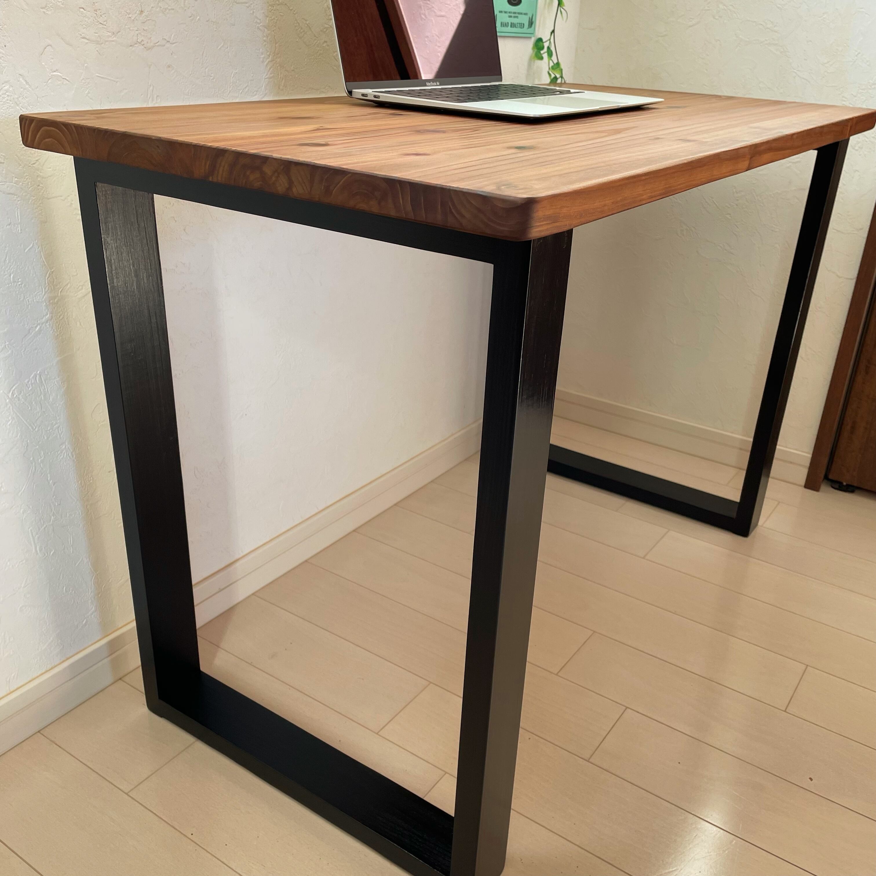 天然木 無垢テーブル 90×45cm お好みのカラー、高さでカスタム 作業