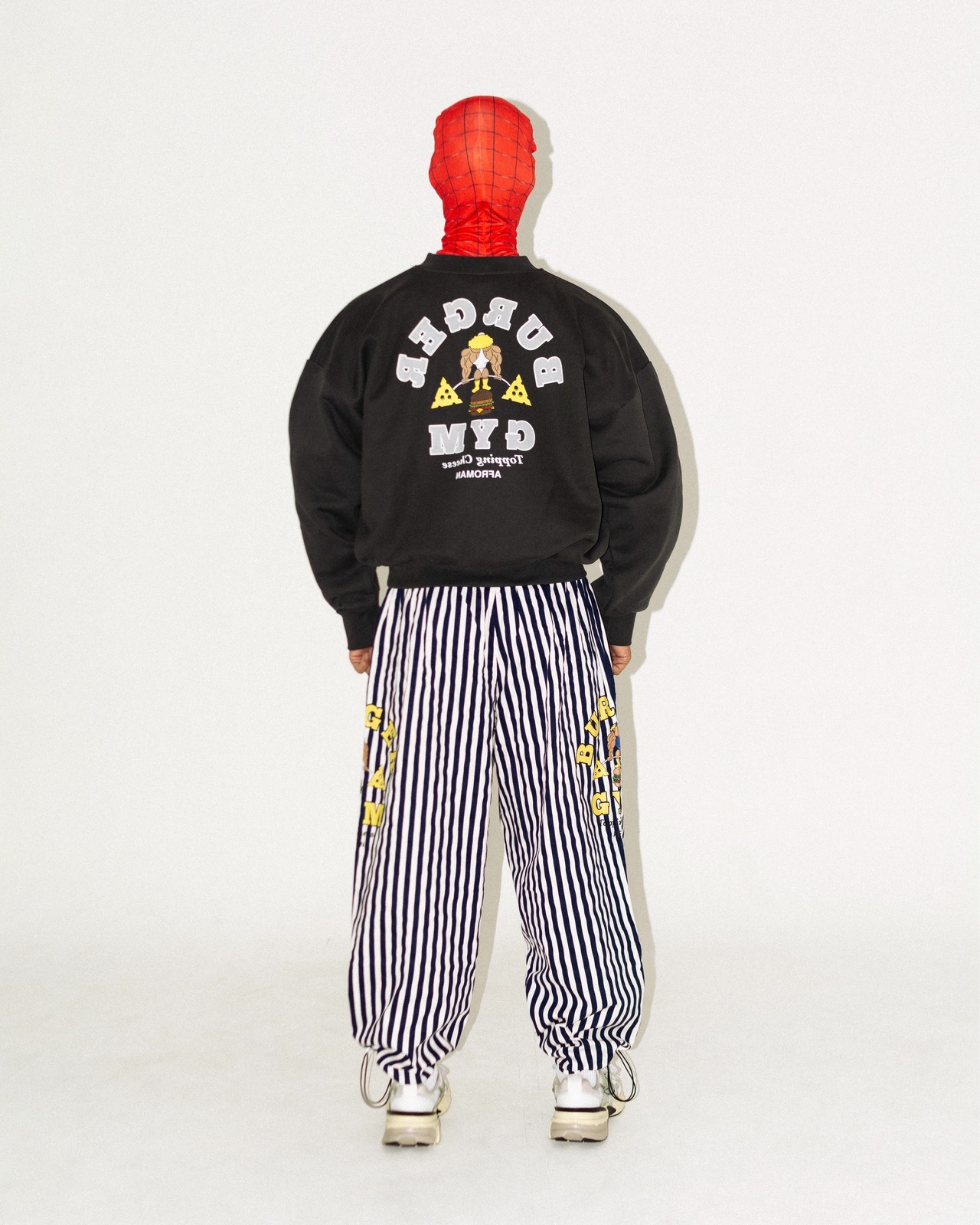 バーガージムトレーナー オールドブラック