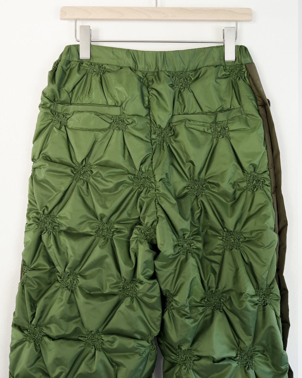 BELPER - QUILTING PANTS / KHAKI | momi