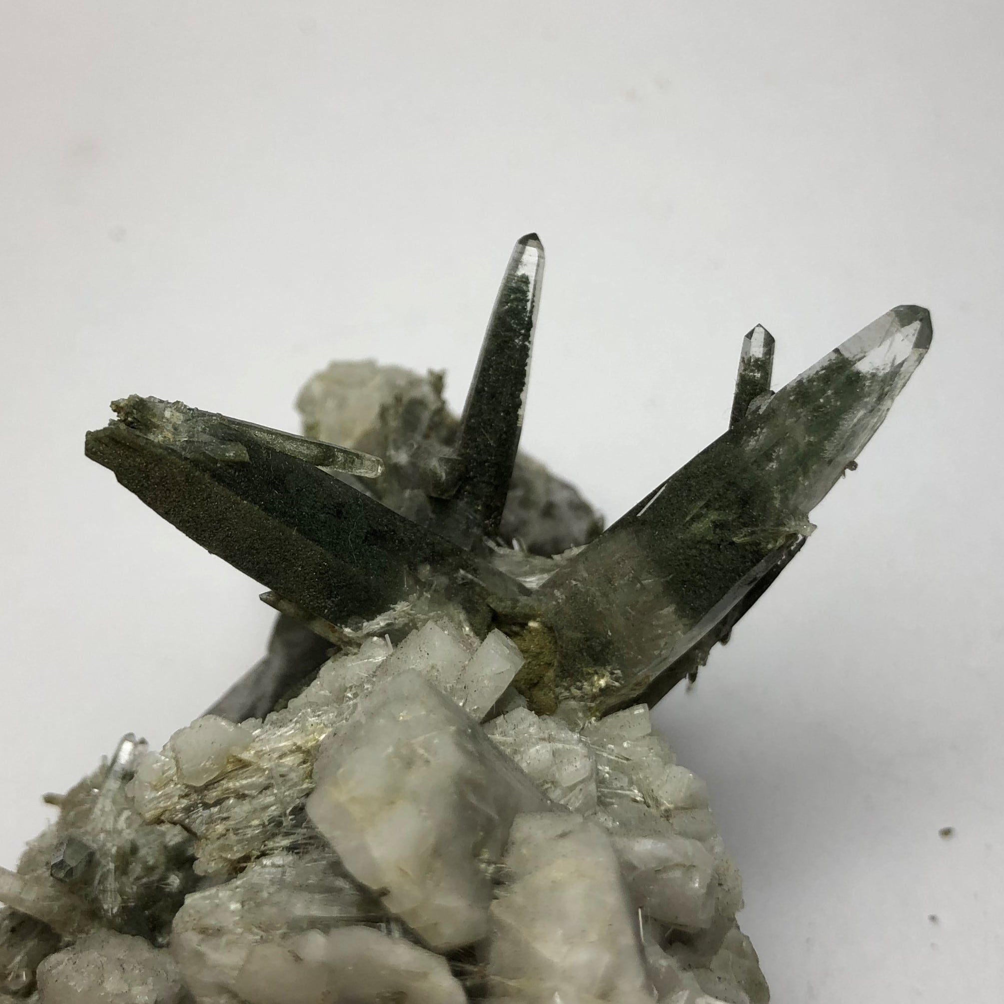 数あるヒマラヤ水晶の中で人気　　《超希少》ネパール ガネーシュヒマール産　原石＆ブレスレットセット