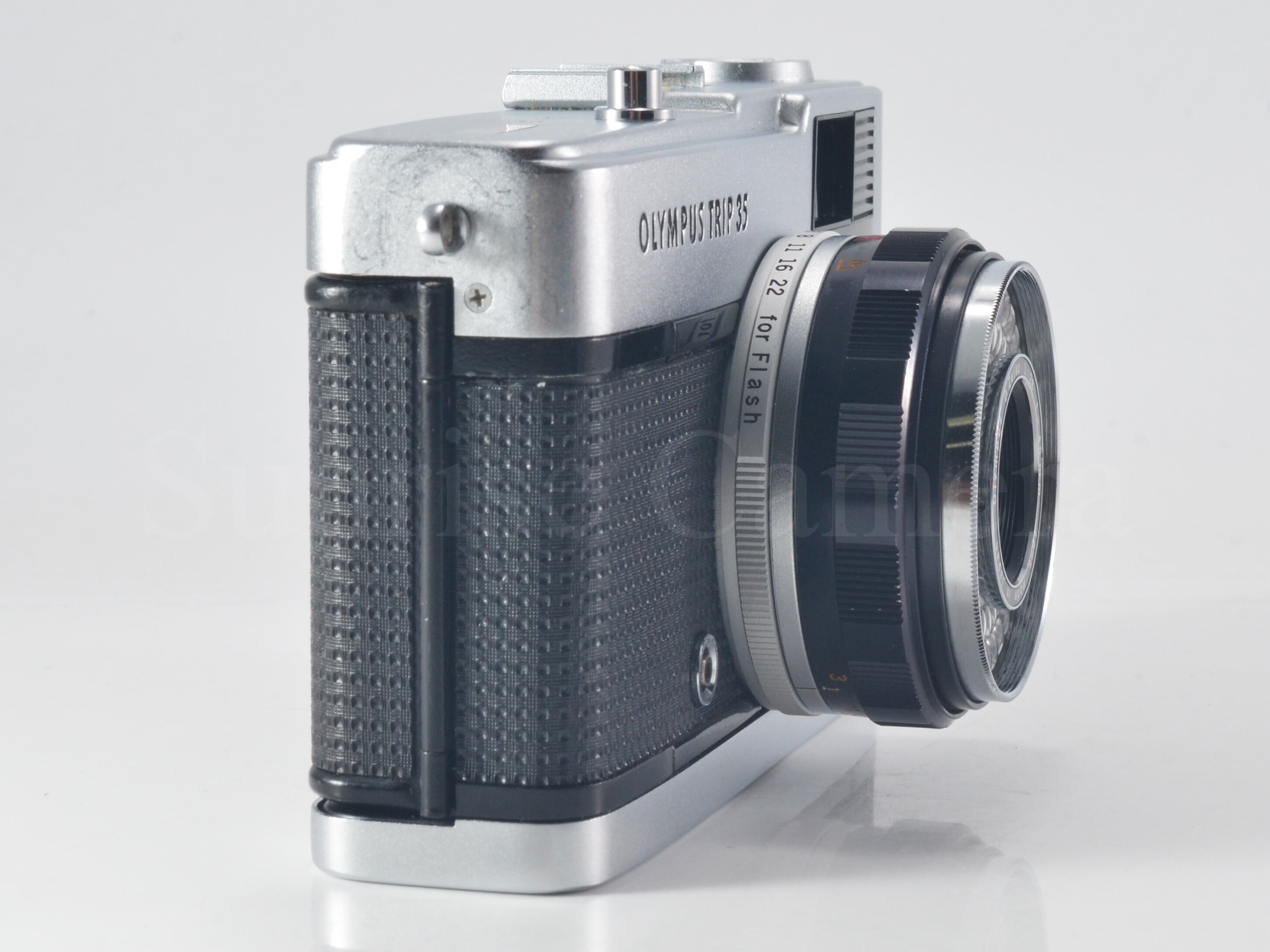 超人気機種】OLYMPUS TRIP35 / D.Zuiko 40mm F2.8 整備済 ネガフィルム