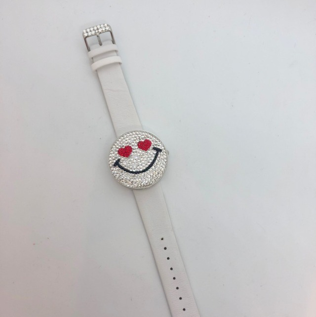 smileハートのお目目watch