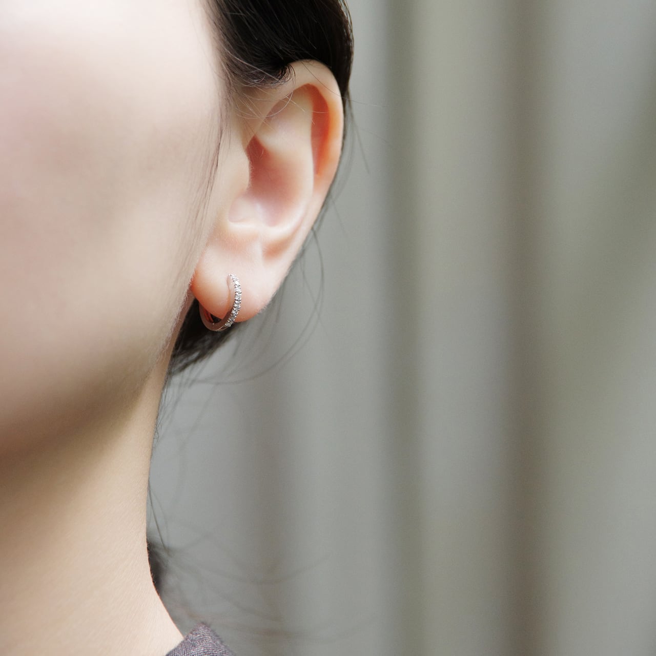 K18ホワイトゴールド 直径12mmダイヤモンドフープピアス【MKW0014P1