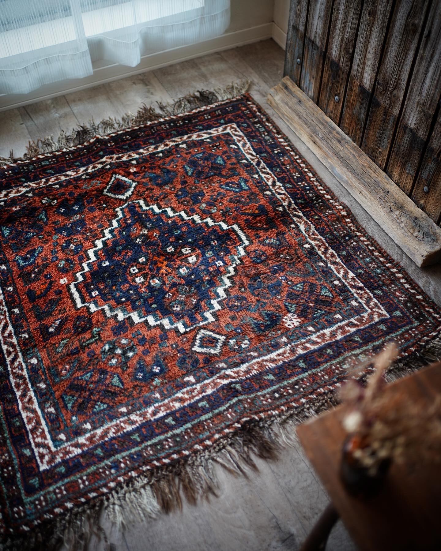 アンティークハムセ　カシュガイ　ラグ　トライバルラグ　絨毯 アンティークハムセカシュガイラグトライバルラグ絨毯