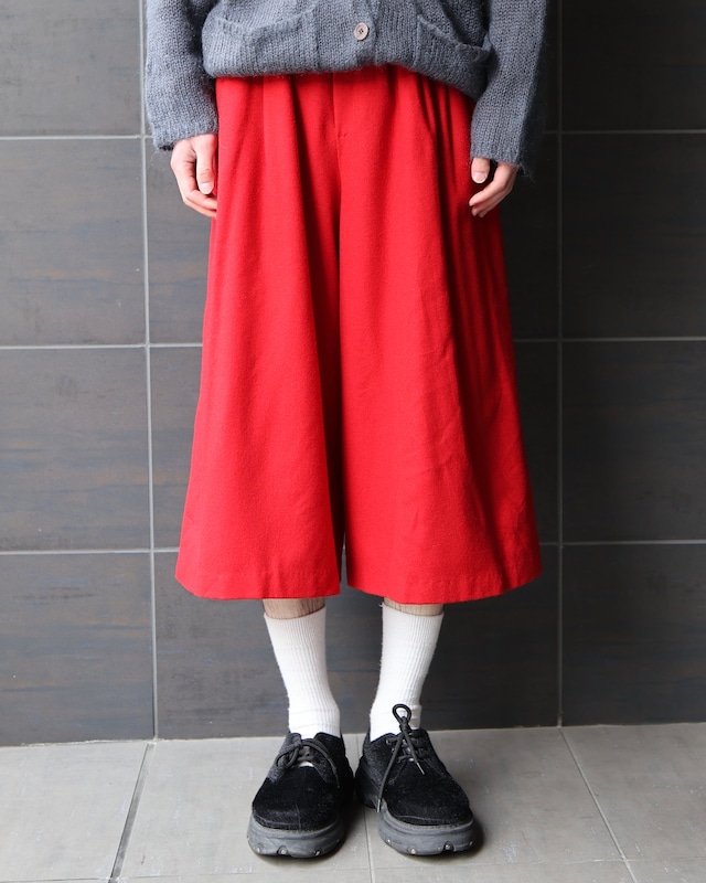 Colored wool shorts