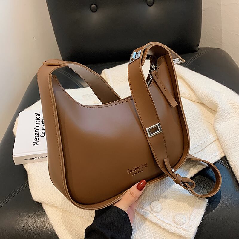 スタンダード レトロ スクウェア メッセンジャーバッグ Tiancai_Wing_Bag54096950748