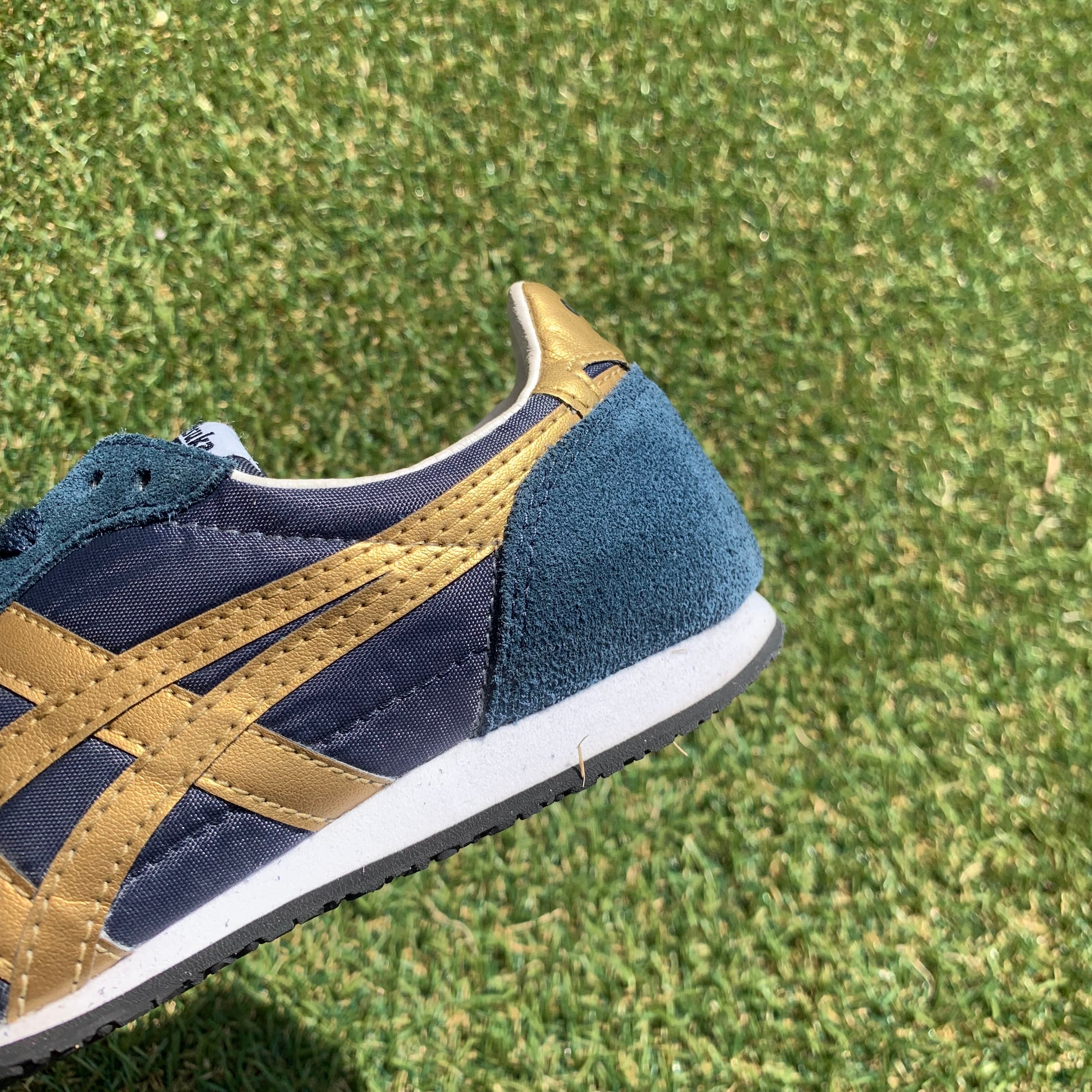 オニツカタイガー/Onitsuka Tiger/SERRANO / セラーノ 送料込 オニツカタイガーSERRANOセラーノ BIRCH/PEACOAT