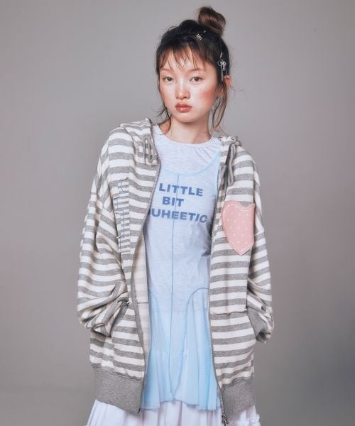 ☆IVE レイ 着用！！【YOUHEE】I LOVE APPLIQUE HOOD ZIP-UP MELANGE