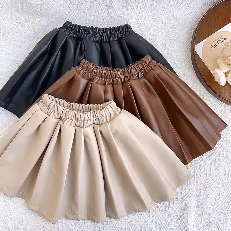 レザー風プリーツミニスカート