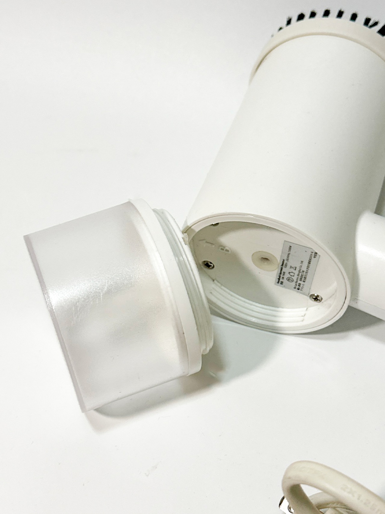 PAIPU スチームアイロン 小型 軽量 コード式 200ml大容量 立ち上がり15?20秒