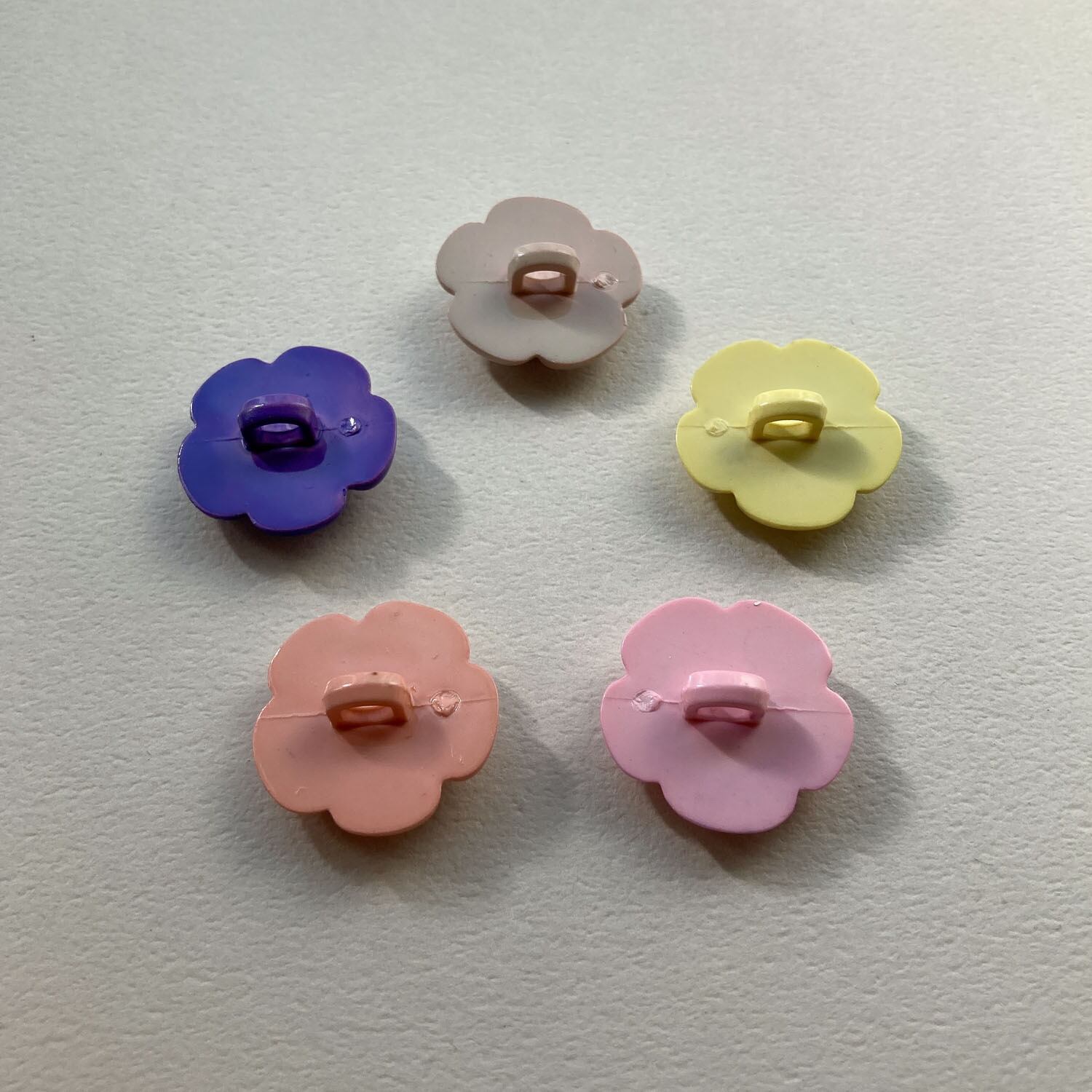 再入荷〉くすみカラーバラボタンS（20mm） | Dua-アクセサリーパーツ