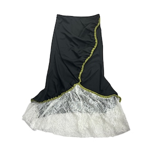 【tiltknees】 Fishtail skirt