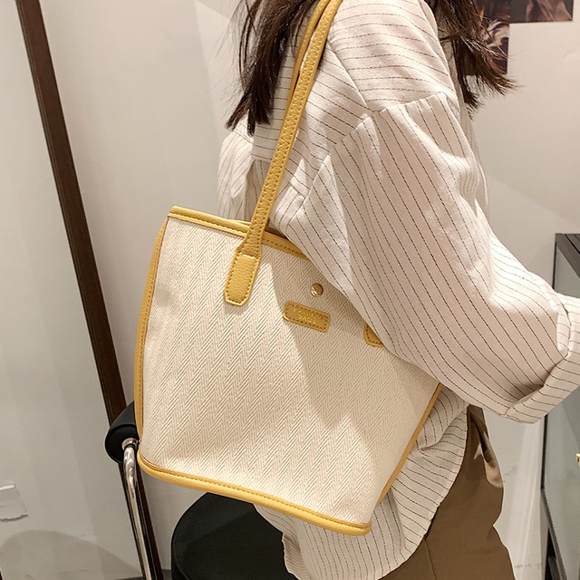 サマーレッド 夏物 トートバッグ Tiancai_Wing_Bag19420323770