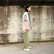 YASHIKI、GANKO別注 ×Shirotsume V-neck、INTERIM M-47 HBT BAKER PANTSコーディネート