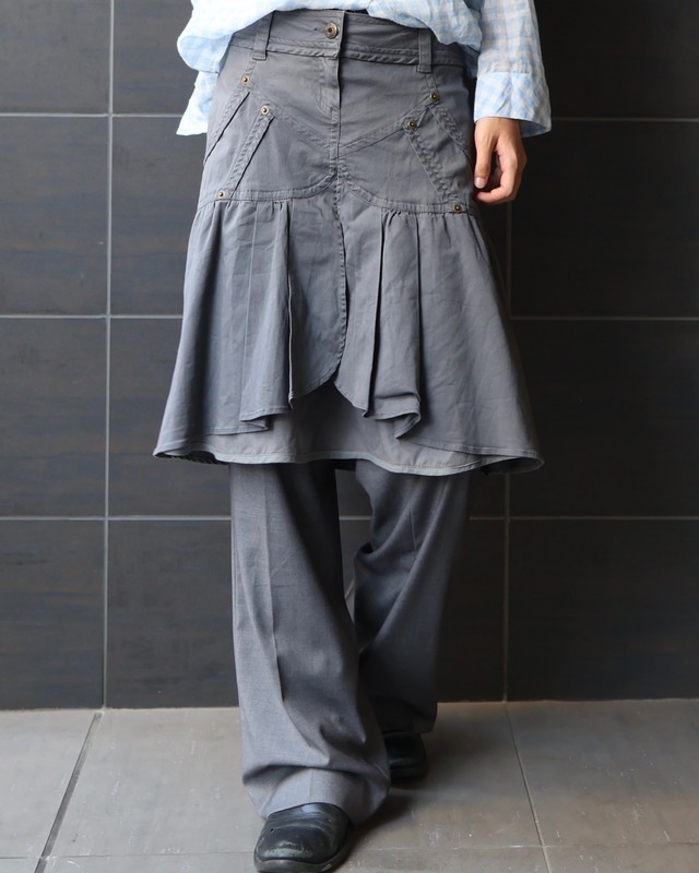 Tuck Detail Skirt