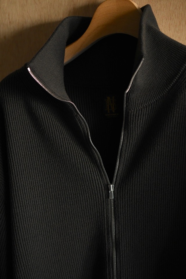 BATONER / SUPER HIGH TWIST WOOL DRIVERS KNIT (Brown)