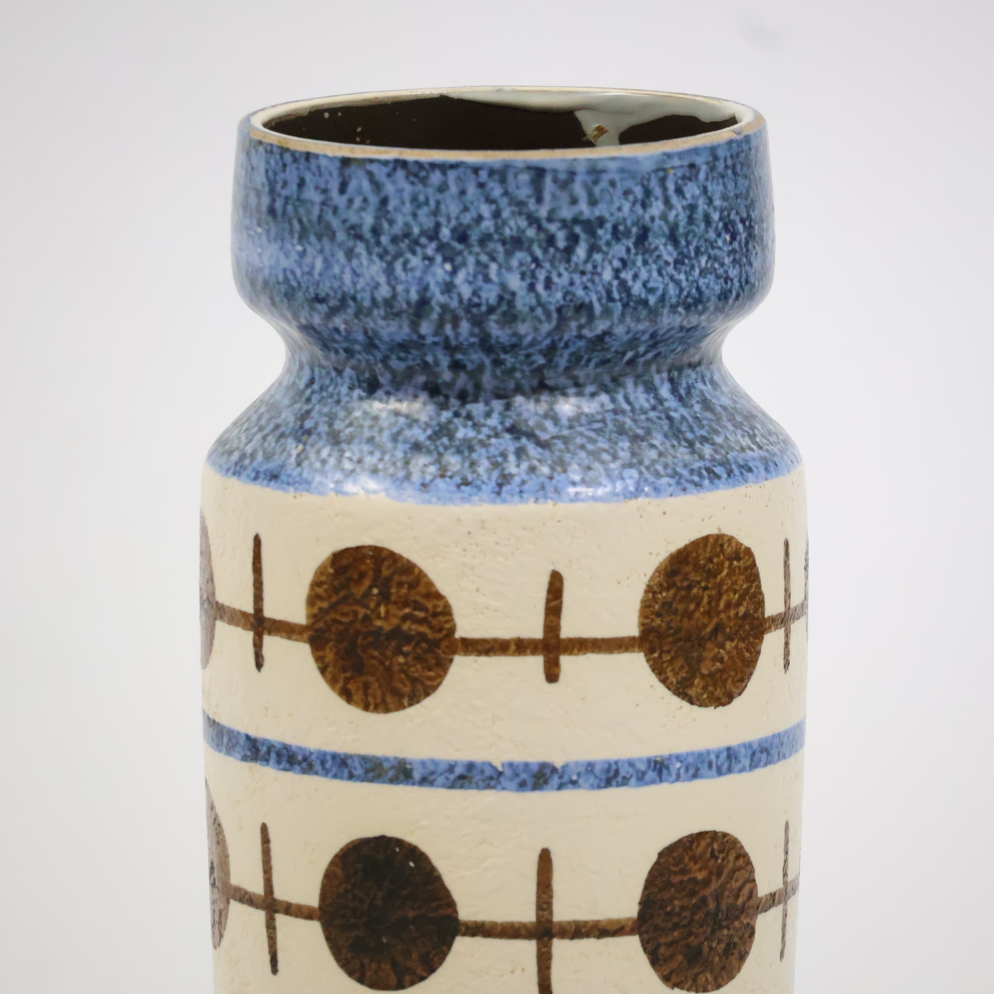 VEB Haldensleben-- 24.3cm | Fat Lava & German Art Pottery