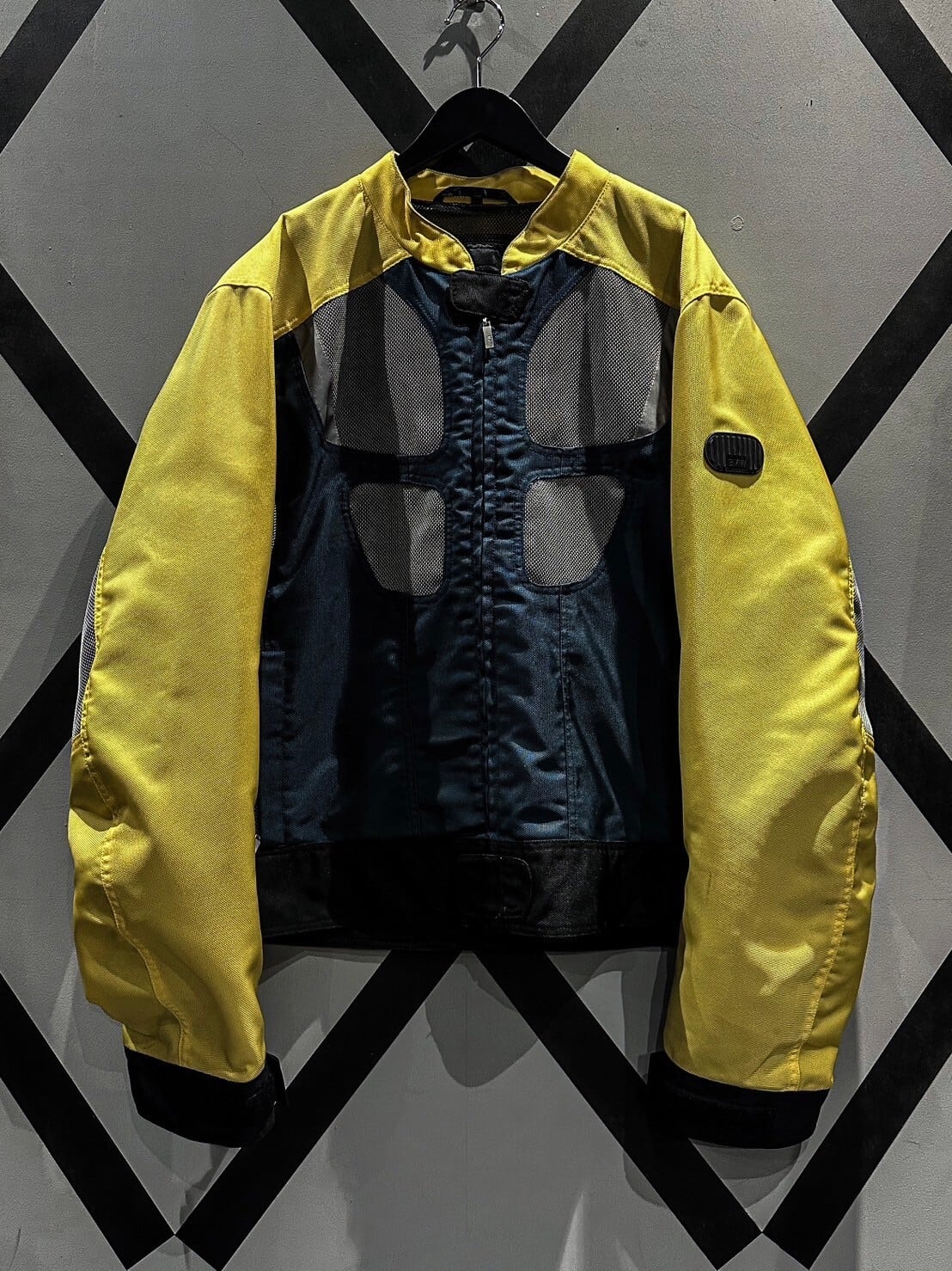 X VINTAGE】