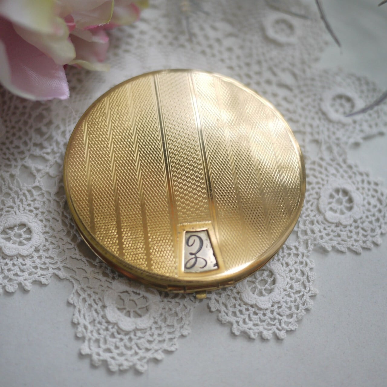 ストラットン STRATTON イニシャルゴールドコンパクト 英アンティーク