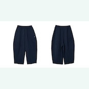 流線シルエットのフラワーニュアンスパンツ 《i0782》