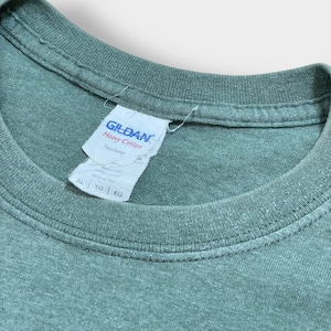 【GILDAN】企業系 店舗ロゴ ワンポイントロゴ プリント Tシャツ バックプリント XL ビッグサイズ 若草色 半袖 夏物 US古着