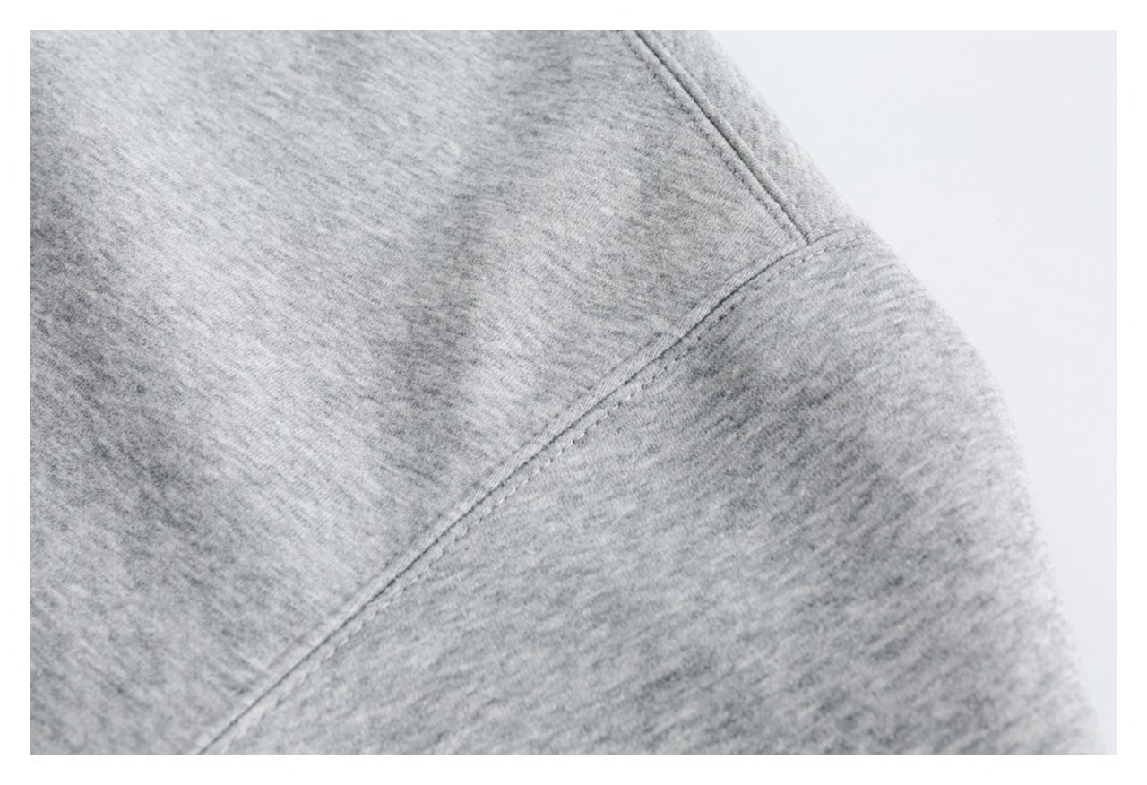 ミュートエモーション スウェットシャツ UH00010