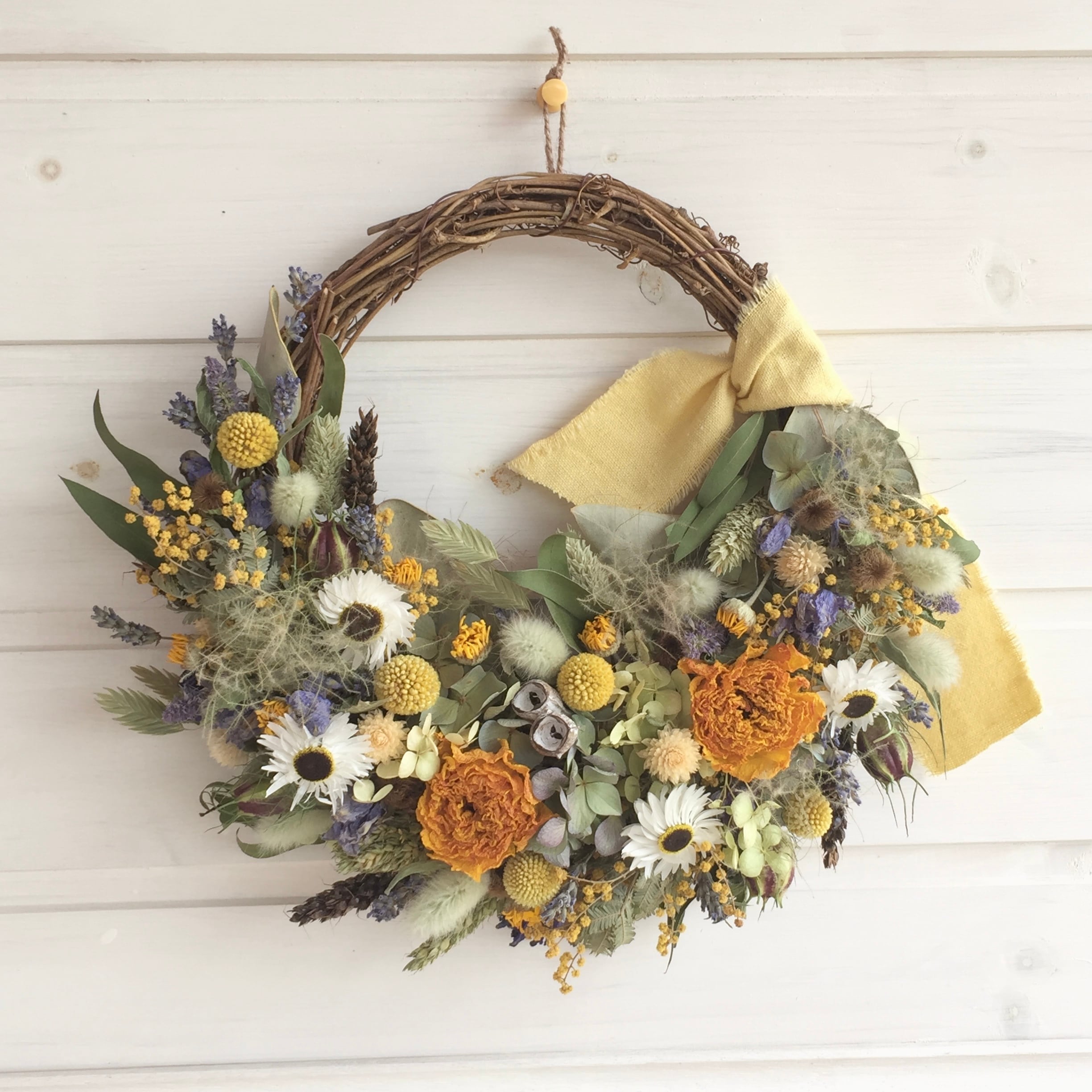 ハーフリース◇ラナンキュラスリース◇ナチュラル ラナンキュラスとニゲラのナチュラルリース nlsw-11 | iichi 日々の