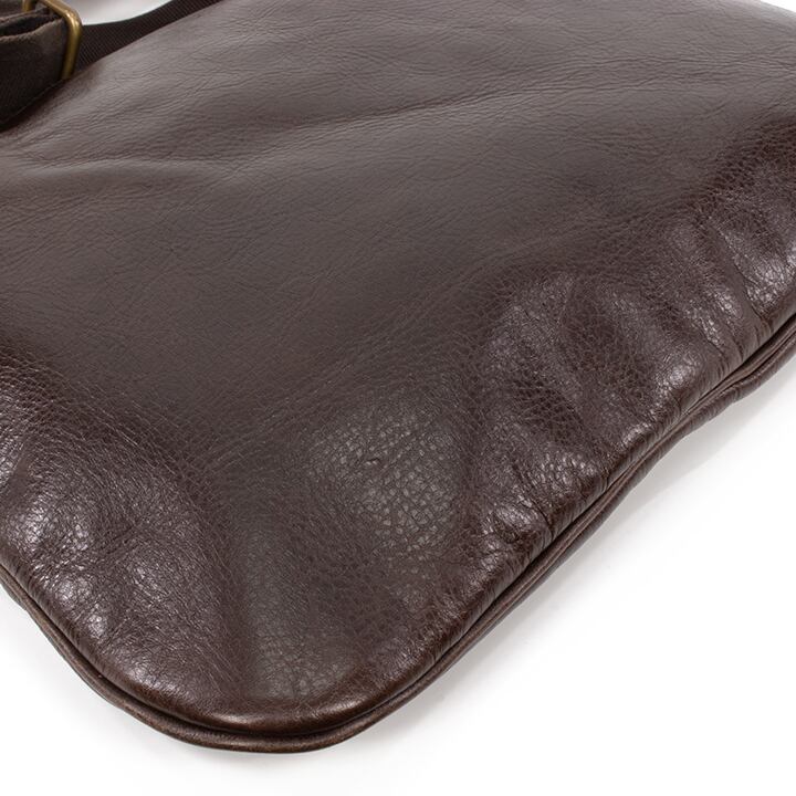 【美品】miu miu ミュウミュウ　ブラウン　ショルダーバック　大容量　正規品 Miu Miu ミュウミュウ 2WAYショルダーバッグ ブラウン｜結婚式