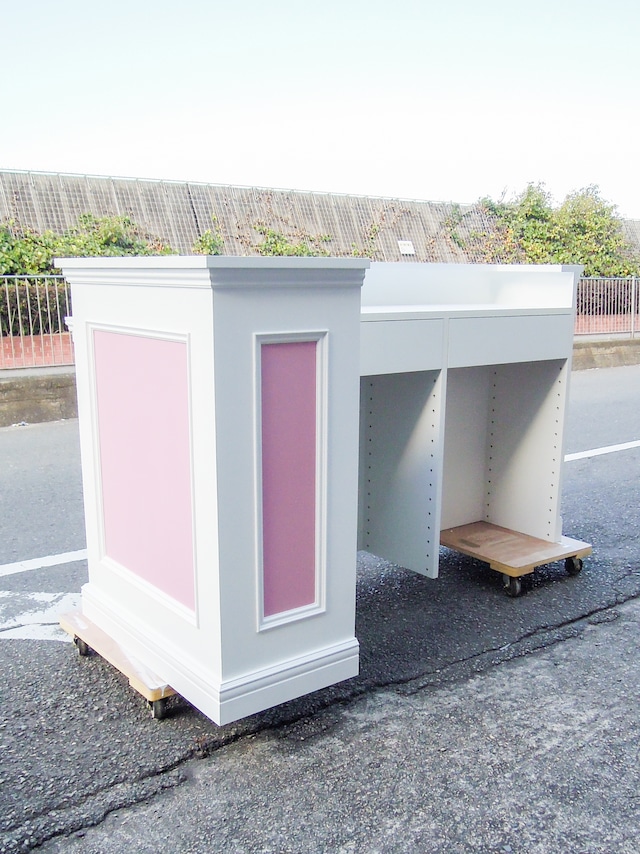 美容室向けレジカウンター51 (荷物棚付き・L字型受付カウンター)W1800✕D950 ホワイト×ピンク