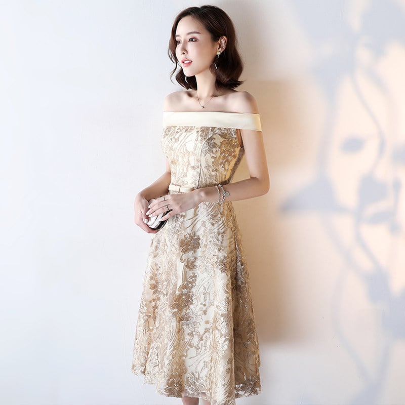 Tiara オフショルダータイトミディドレス 膝丈ドレス ベージュ S オフショルダー ゴールドパーティードレス 膝丈 結婚式 二次会