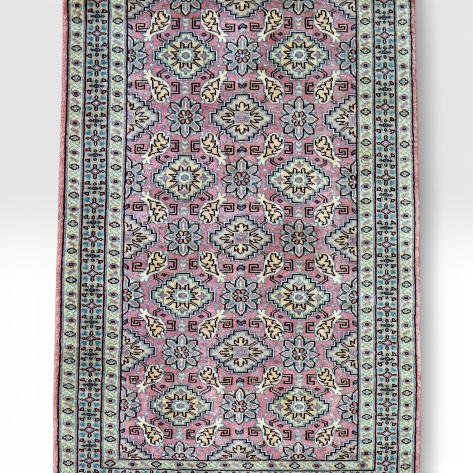 パキスタン手織り絨毯 155×94cm | Decorworks