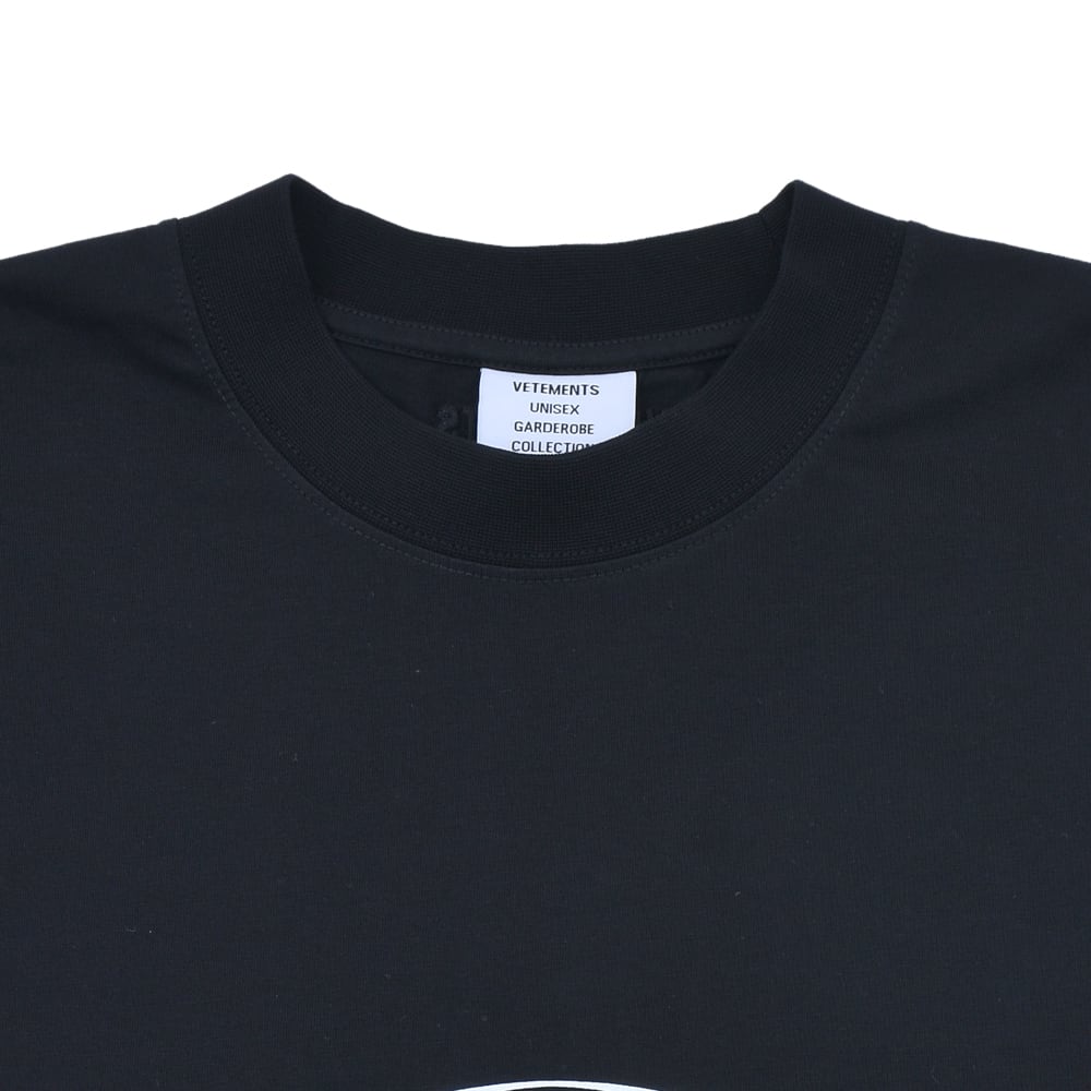 VETEMENTS】OVAL LOGO OVERSIZED T-SHIRT | AYIN VETEMENTS】OVAL LOGO OVERSIZED T-SHIRT | AYIN