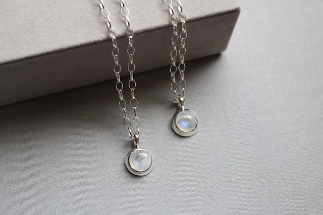 blue echo / blue moon stone necklace