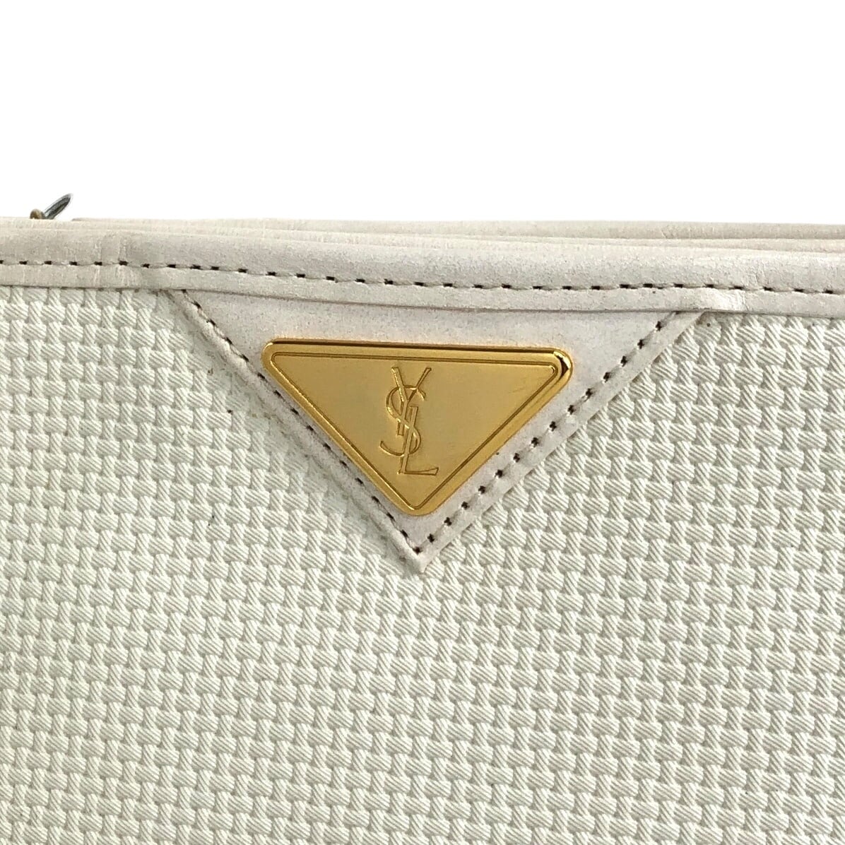 ★Yves Saint Laurent イヴ・サンローラン   ショルダーバッグ ホワイト YSLロゴ レザー  k55nev Yves Saint Laurent イヴ・サンローラン ショルダーバッグ ホワイト