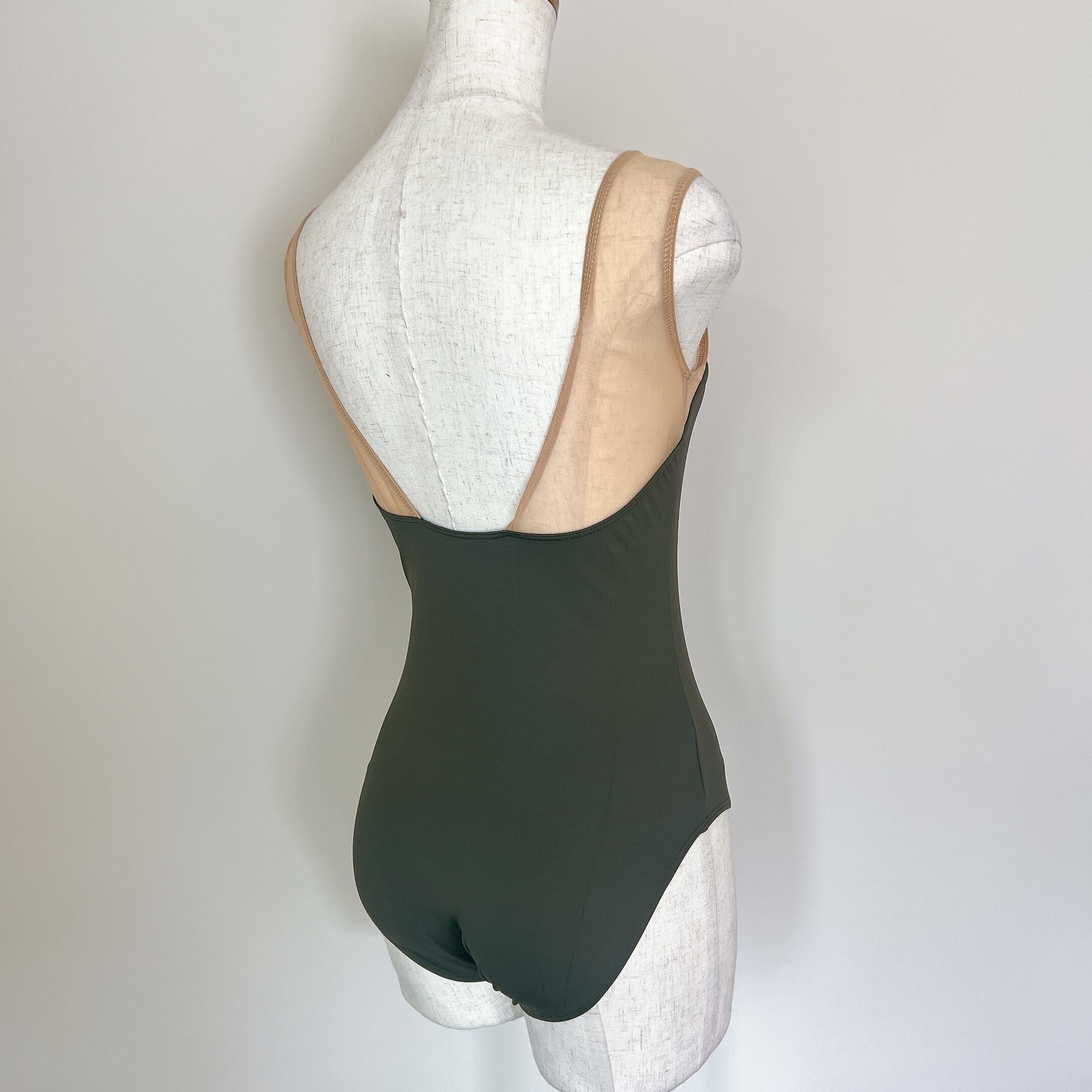 Nuance Smooth Line Leotard （オリーブグリーン） | バレエショップ