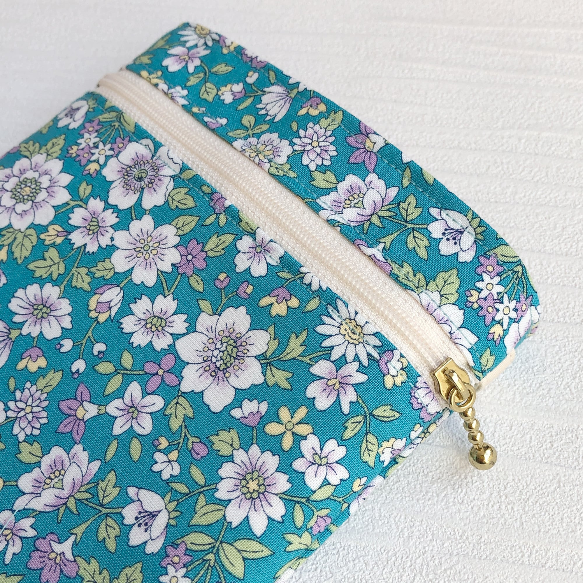 ファスナー付き】大人かわいい 移動ポケット（花柄グリーン・ふたなし