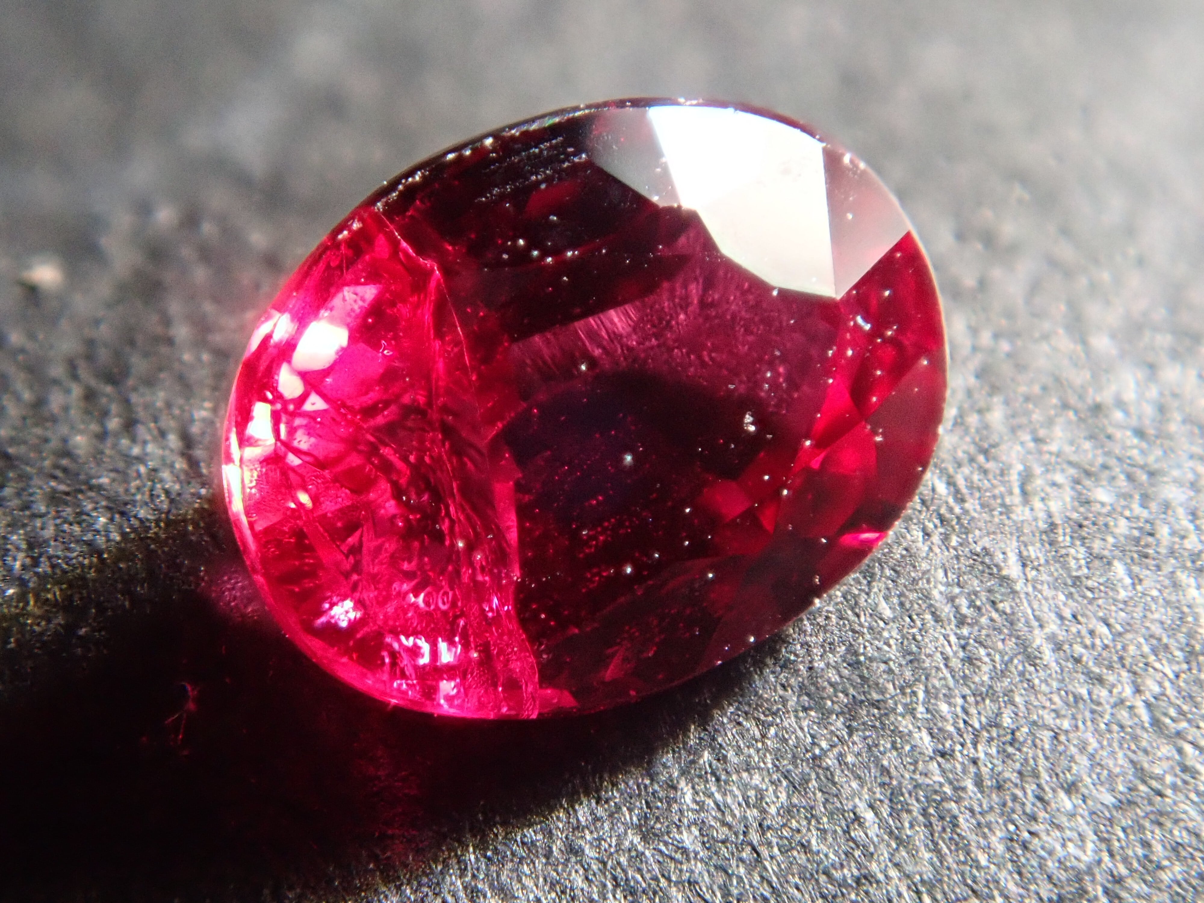 ルビー　★★ビルマ産の極上ルビーリング ⭐明日までの特別価格にお値下げ！ ビルマ産ルビー 0.364ct | Gem Shop Urcaguary(ウルカグアリー:宝石