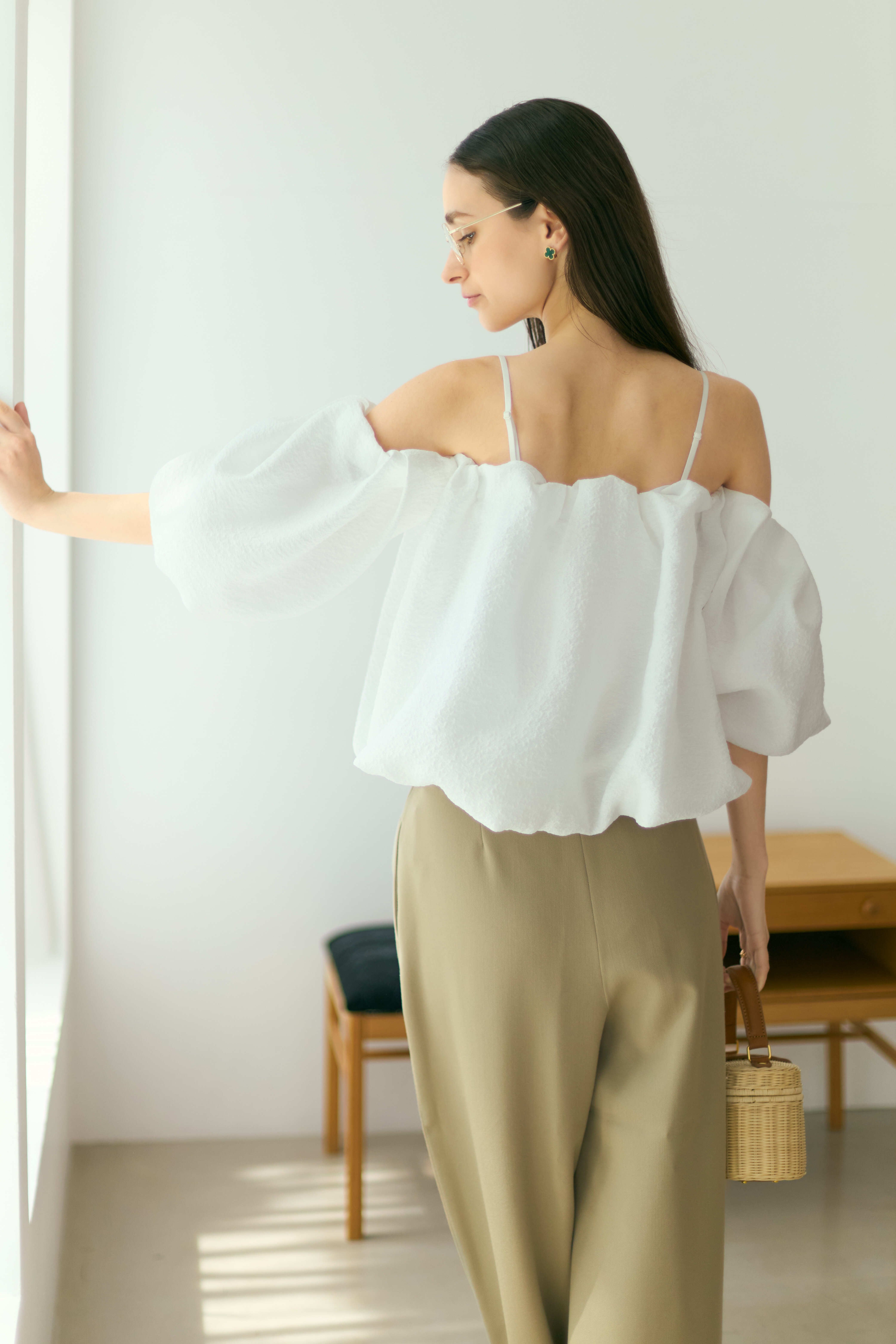 BLUELEA ブルレア Jacquard offshoulder blouse 5/29(FRI)21:00ーJacquard offshoulder blouse | Bluelea