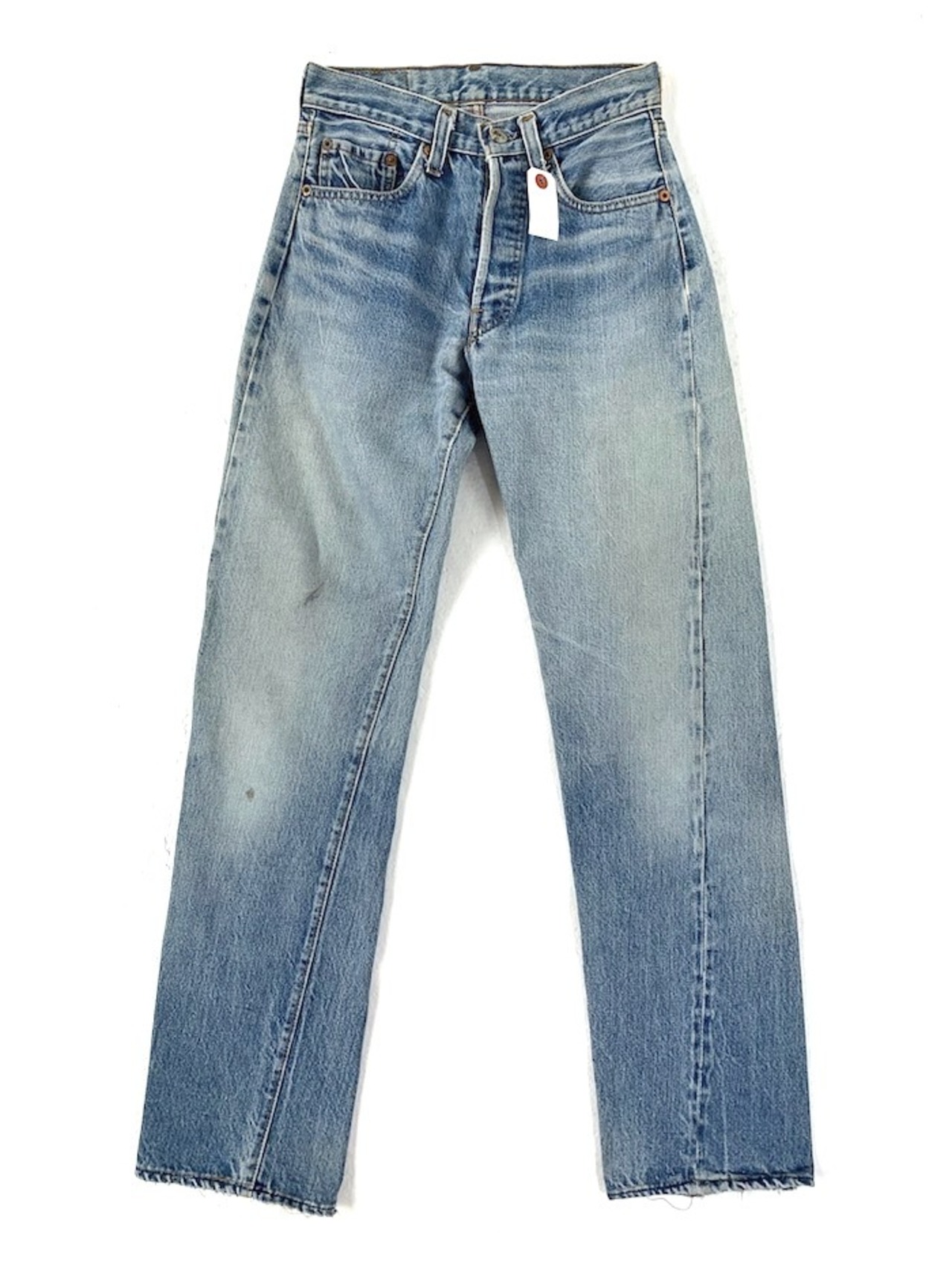 M-105    リーバイス Levis501古着 1981年赤耳 米国製刻524　W 65cm  股下 78cm