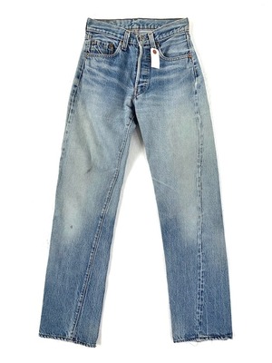 M-105    リーバイス Levis501古着 1981年赤耳 米国製刻524　W 65cm  股下 78cm