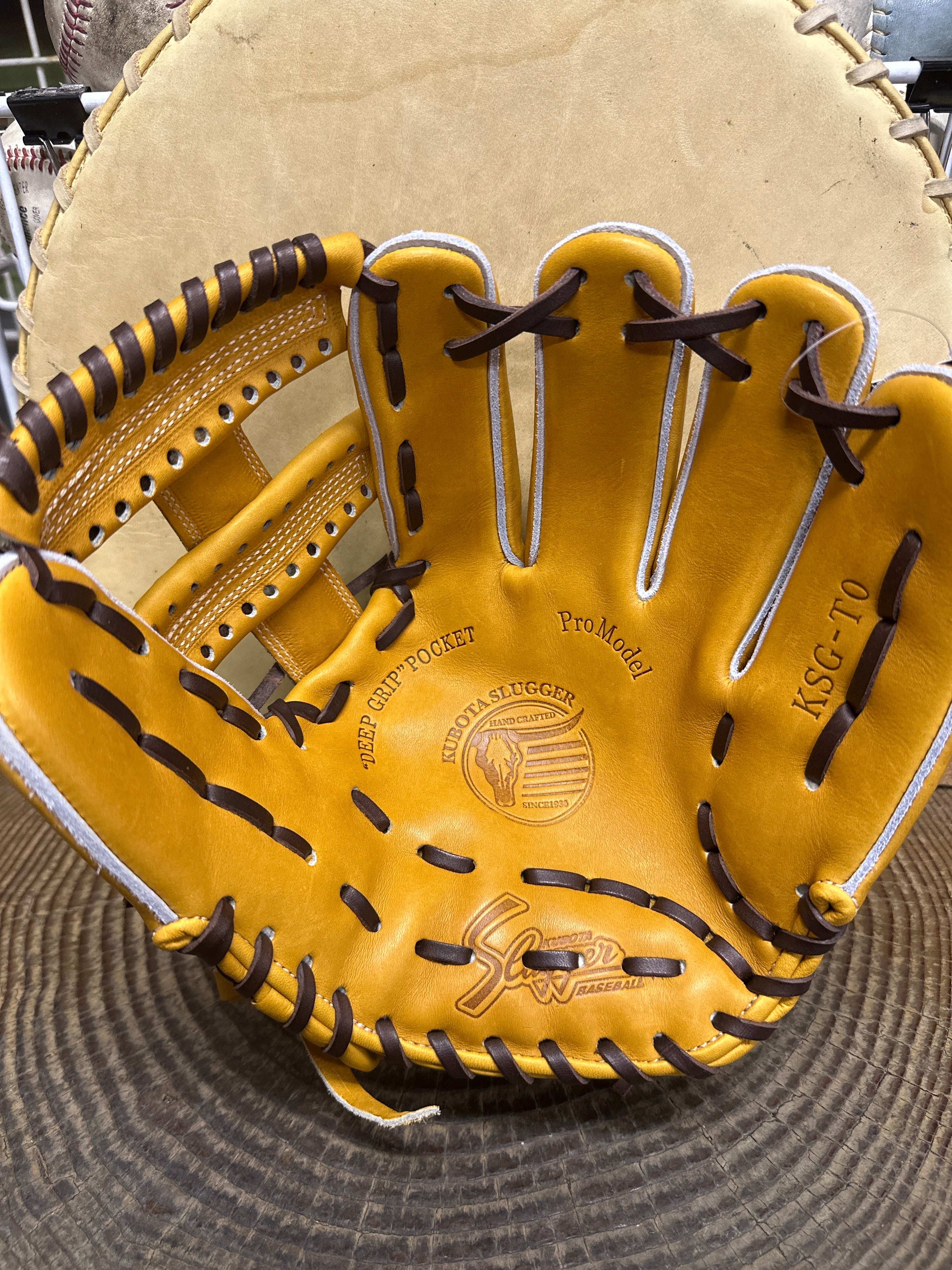 Slugger(スラッガー)硬式内野手用グローブ | カミスポーツ・プラス野球