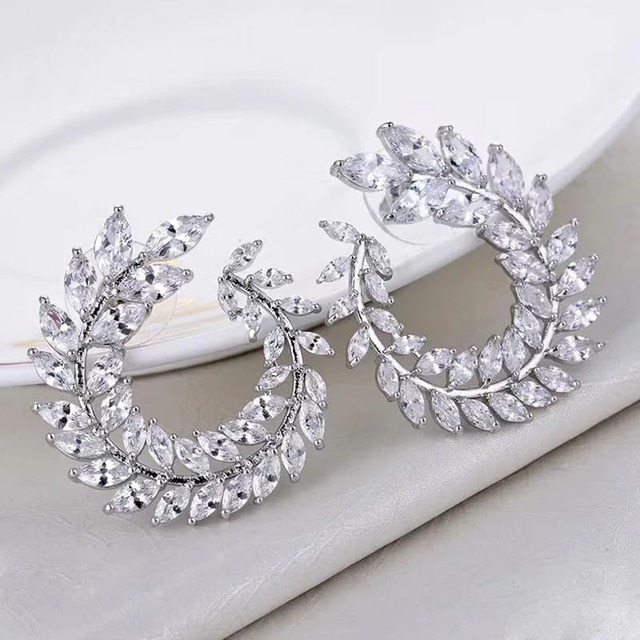 アンジュロ・フォイユ　ウェディングピアス　(p0120)