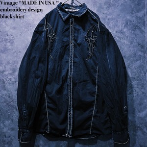 【doppio】Vintage “MADE IN USA “ embroidery design black shirt