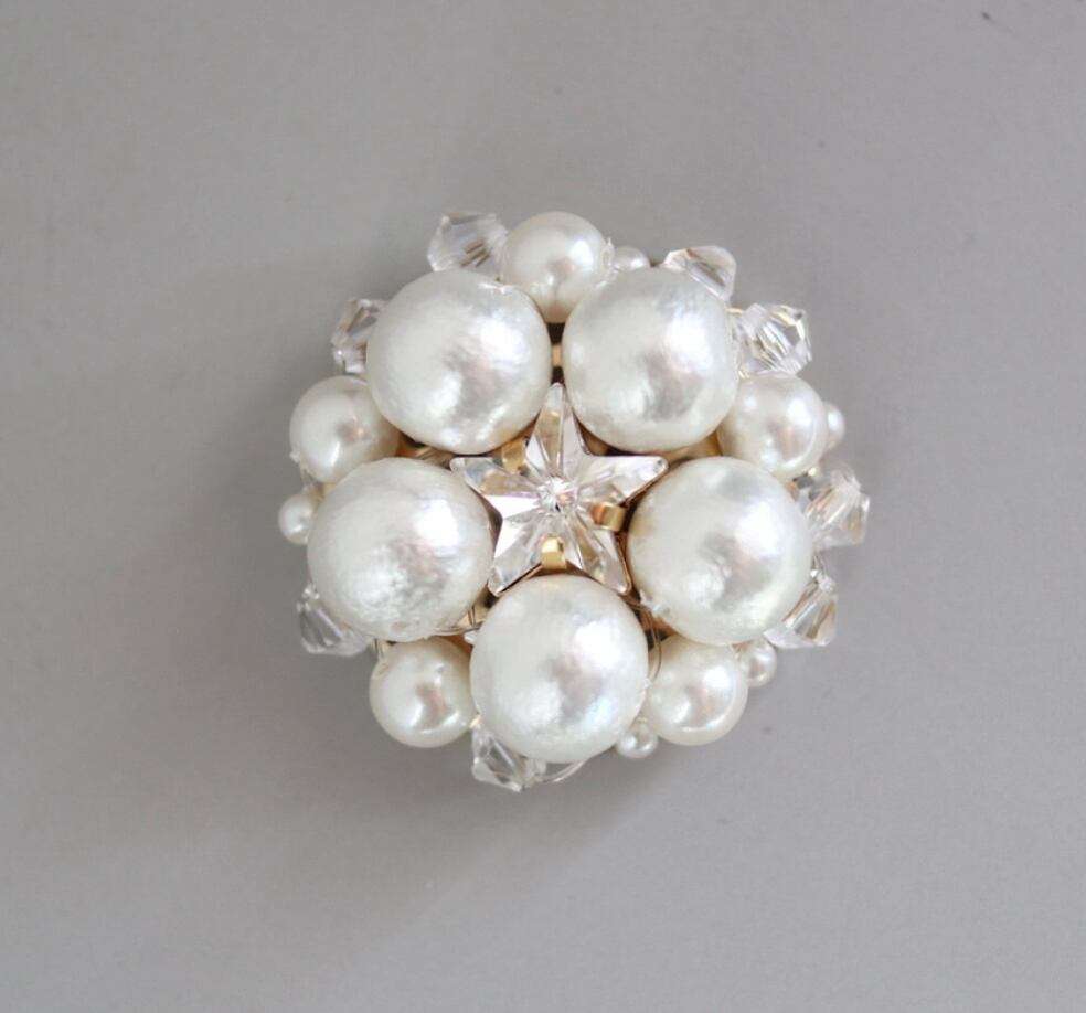 【ブーケブローチ】コットンパール×クリスタル