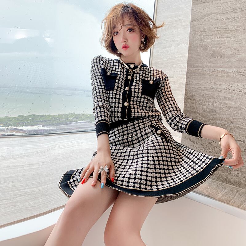 ボタンラウンドネックカーディガンAラインニットスカート オータム エレガント 秋物 Oネック シルク MIUCO5802019343