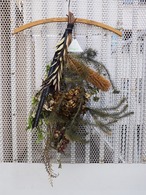 Arrangement. *ready-made