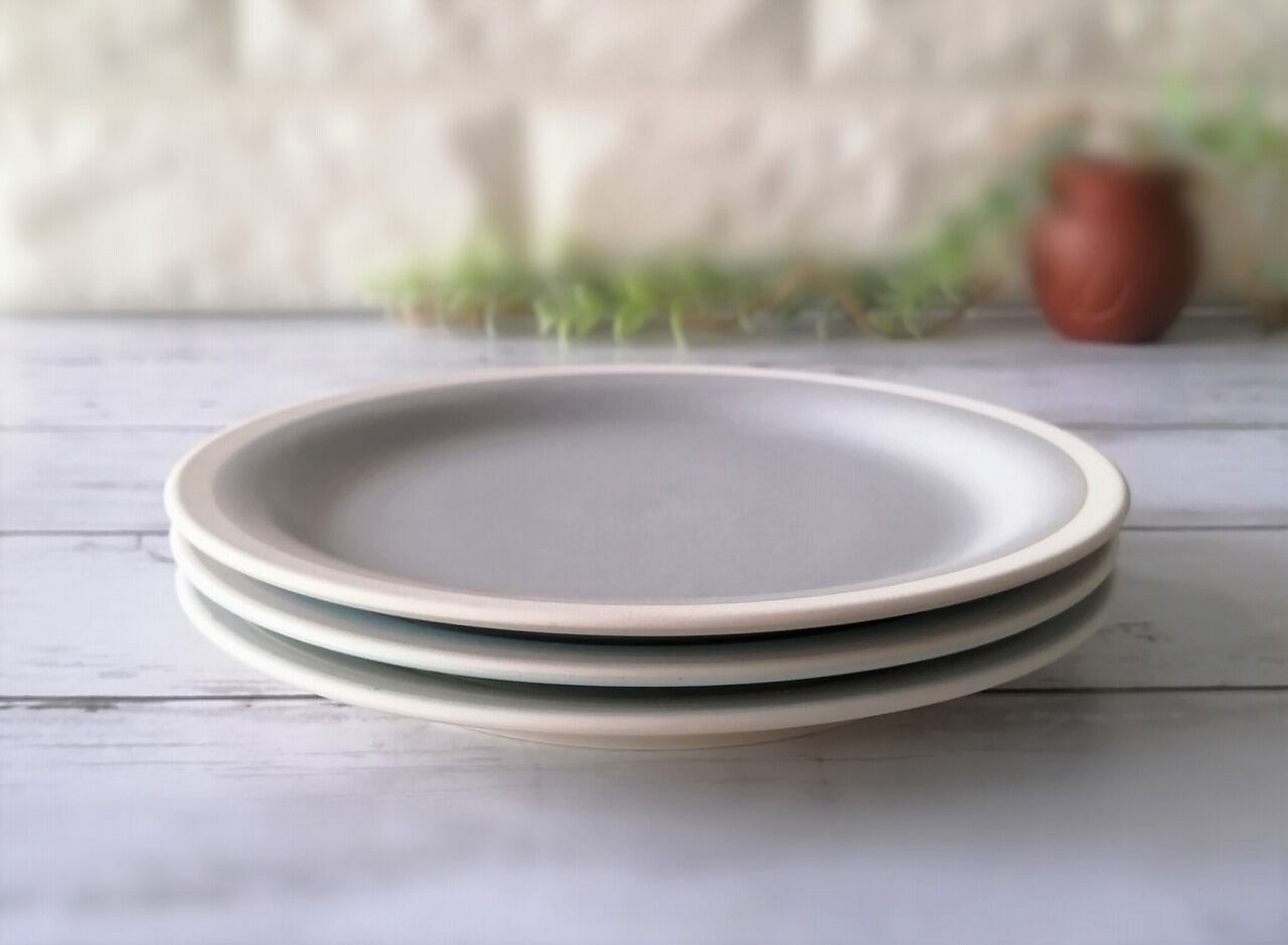 パステルカラーの食器 丸皿 16cmプレート 3色 パン皿 取り皿 ソリッド カフェ食器 | 食器のほっこり屋