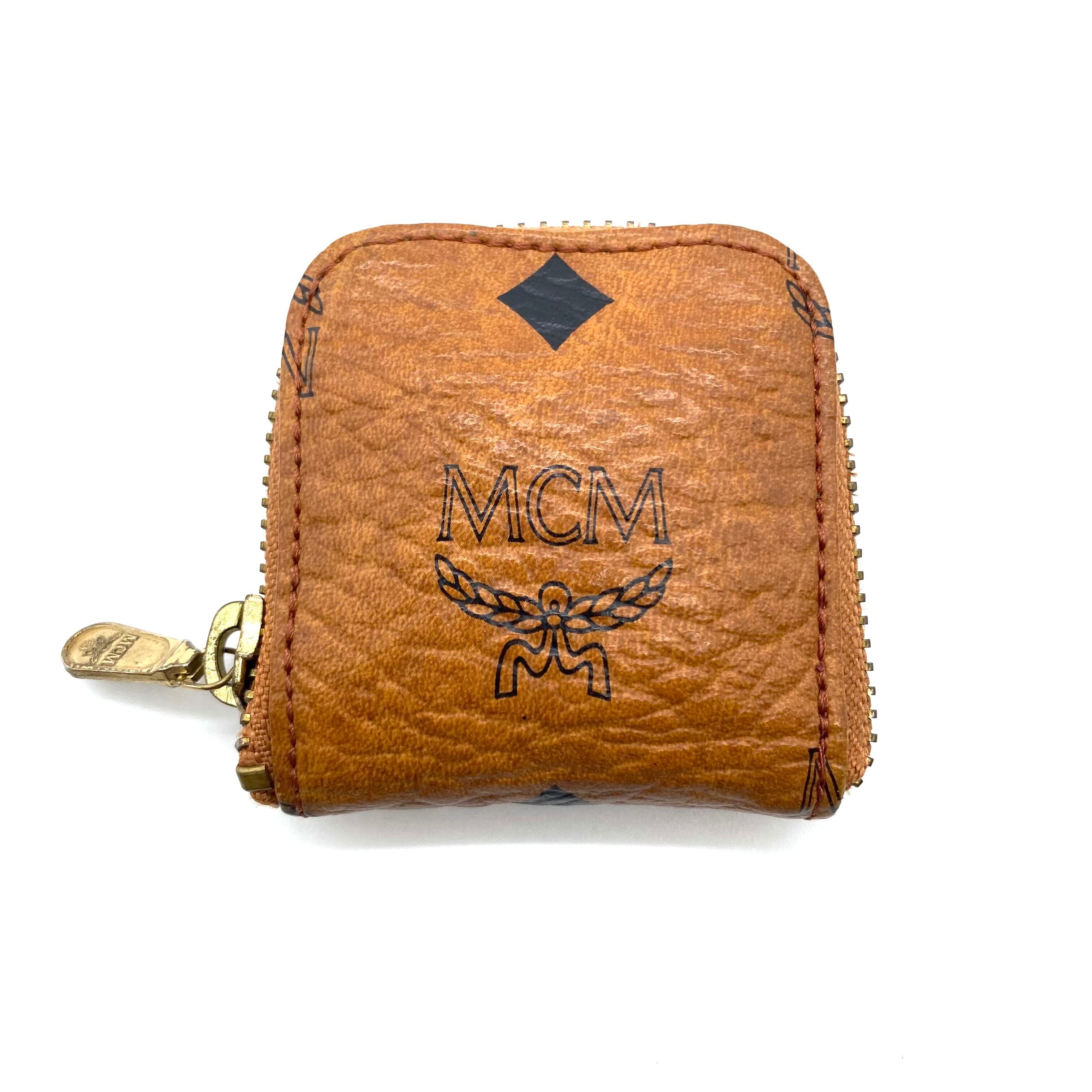 MCM コインケース 犬 ボストンテリア 中古 エムシーエム 小銭